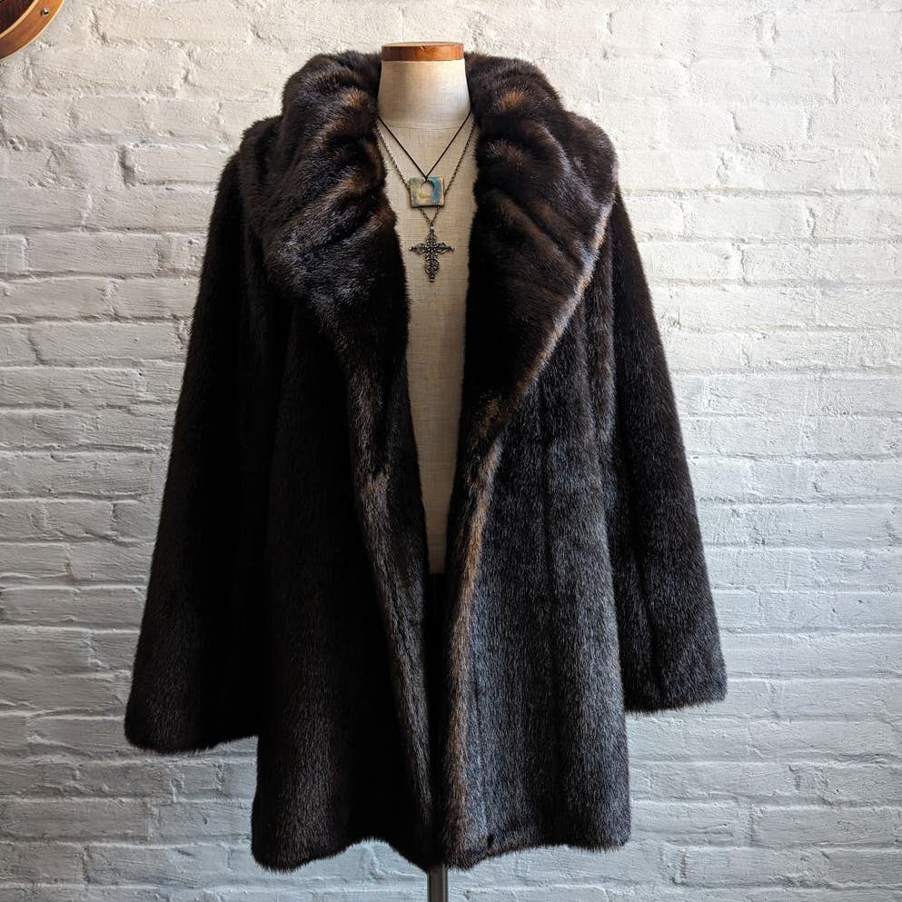 Vintage Mob Wife Chic Vegan Fur Coat Minimalist Penny Lane Boho Earthy Jacketz