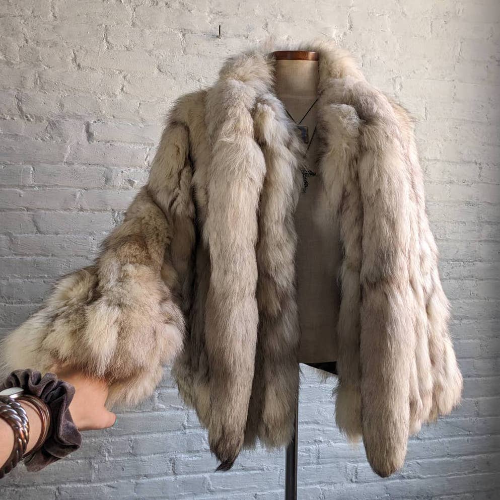 60s 70s Vintage Fluffy Furry Genuine Fox Fur Oversize Jacket Fox Tail Scarf Coat