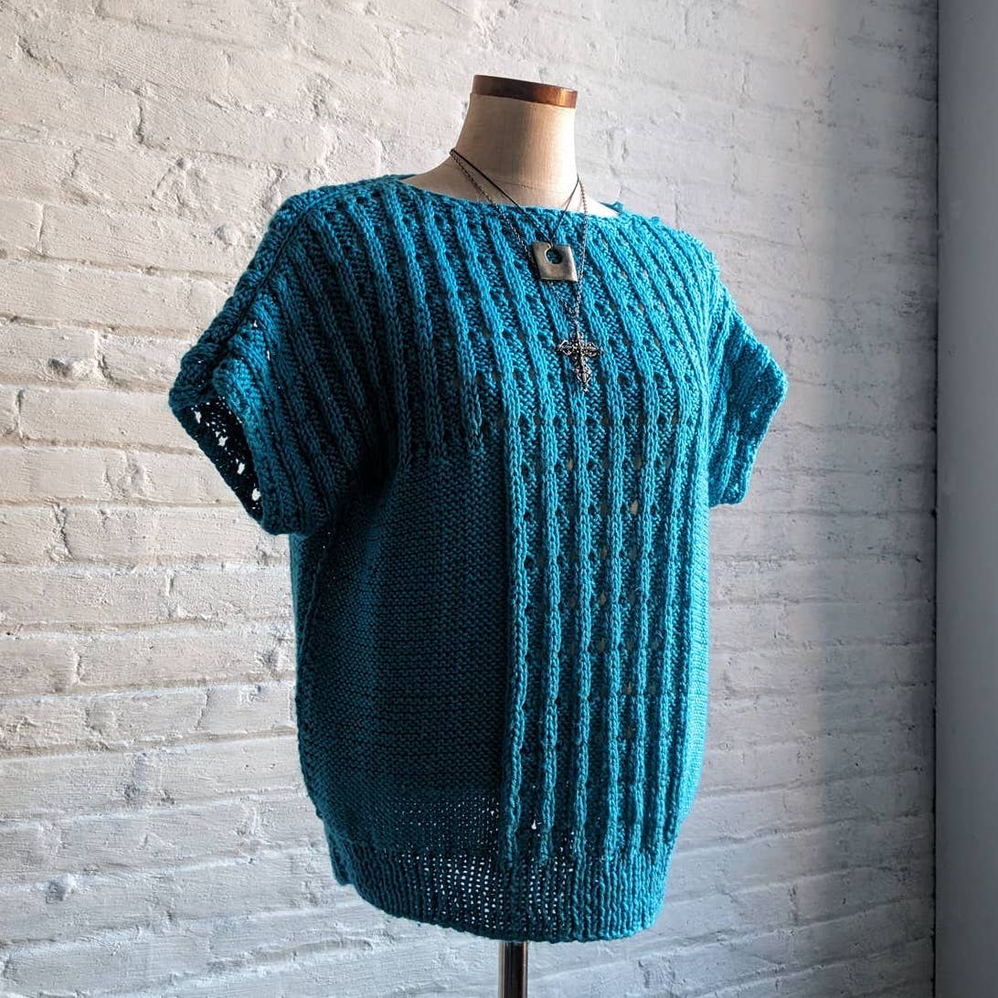 Vintage 80s Minimalist Chunky Crochet Kawaii Granny Sweater Blue Cottagecore Top
