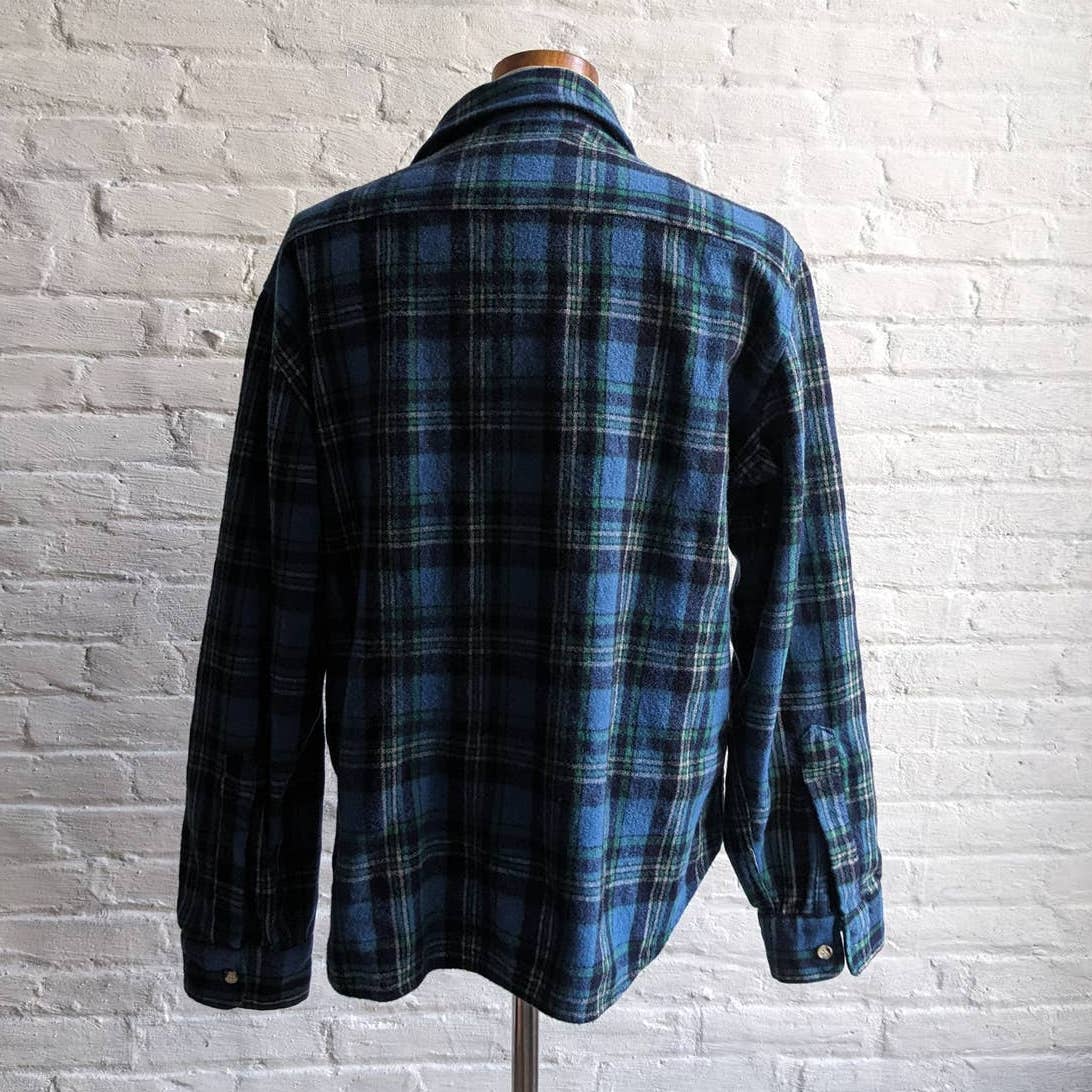 90s Vintage Grunge Fairy Flannel Minimalist Boyfriend Oversize Earthy Plaid Top
