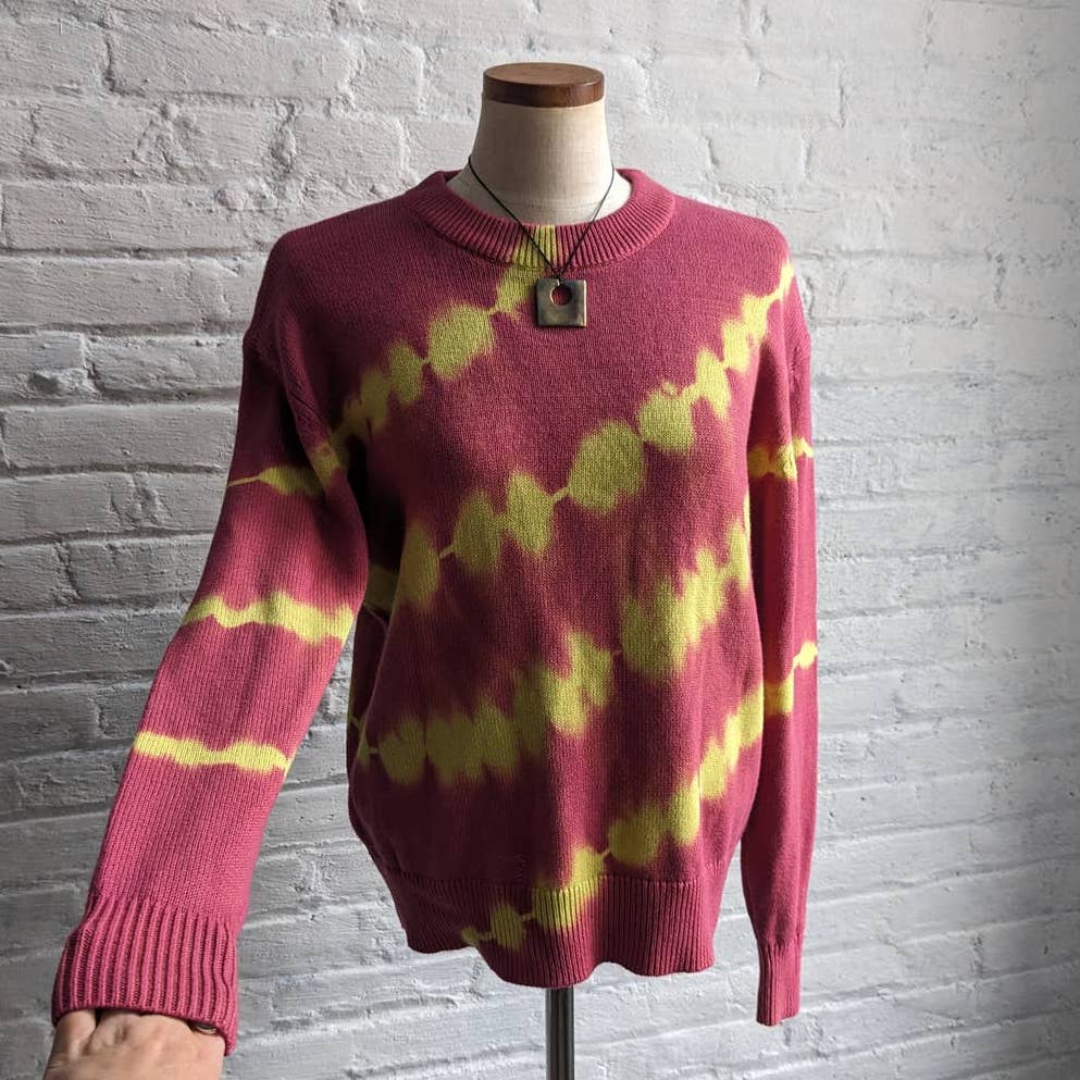 Urban Outfitters Barbie Pink Retro Sweater Trippy Psychedelic Swirl Tie Dye Knit
