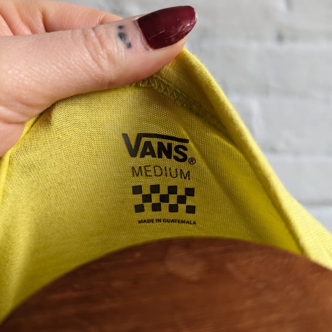 Vans Y2K Retro Minimalist Yellow Skater Crop Top Checkered Graphic Spellout Tee