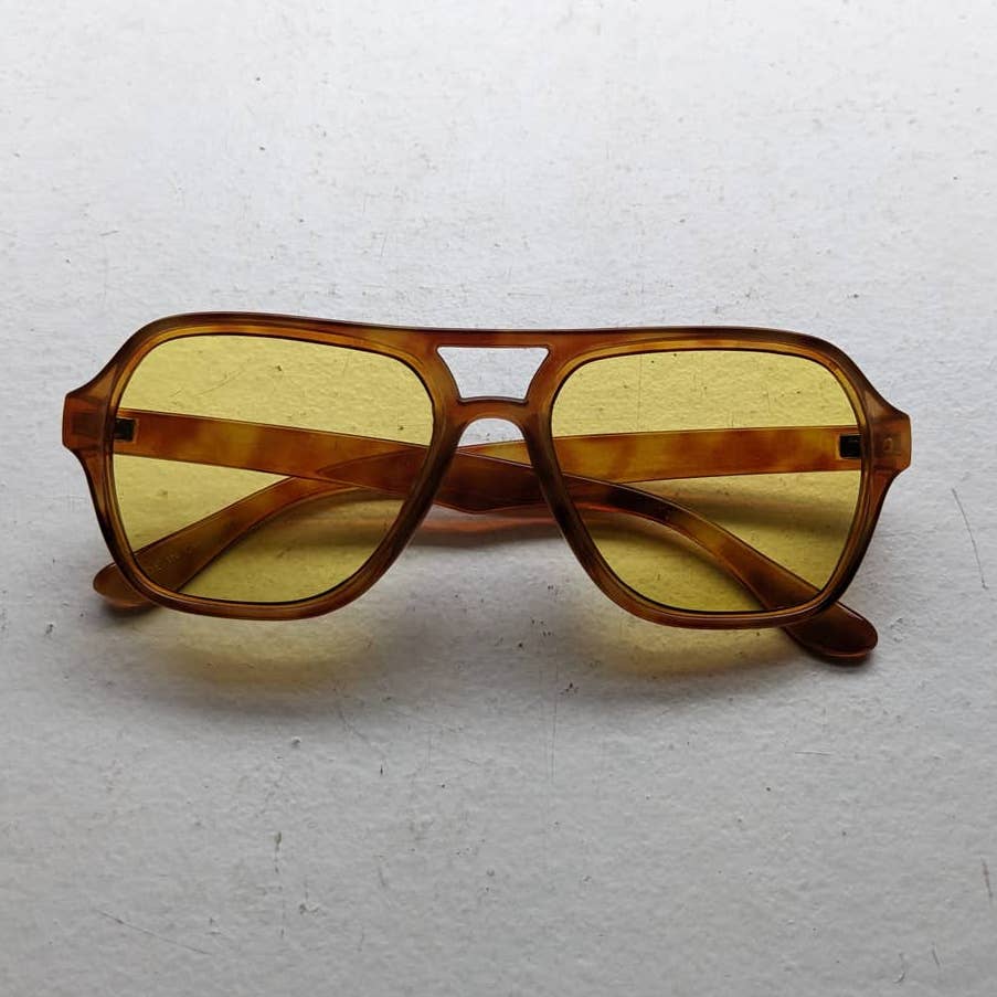 Retro Tortishell 70s Groovy Sunglasses Tinted Lenses Sunnies Nerd Glasses Shades
