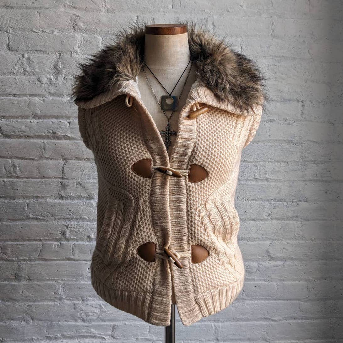 Y2K Furry Minimalist Cable Knit Sherpa Sweater Vest Neutral Boho Ski Bunny Vest
