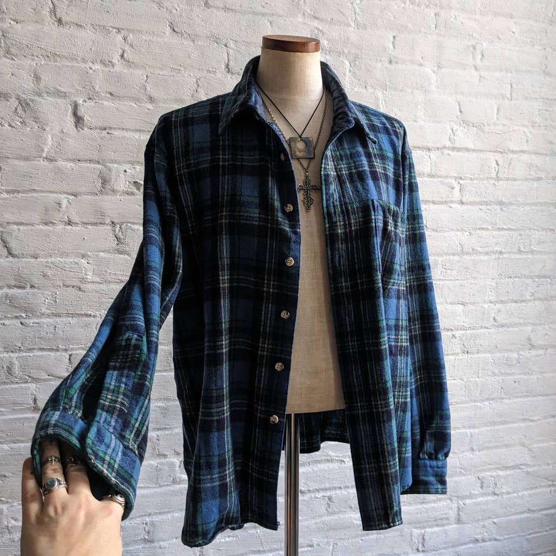 90s Vintage Grunge Fairy Flannel Minimalist Boyfriend Oversize Earthy Plaid Top