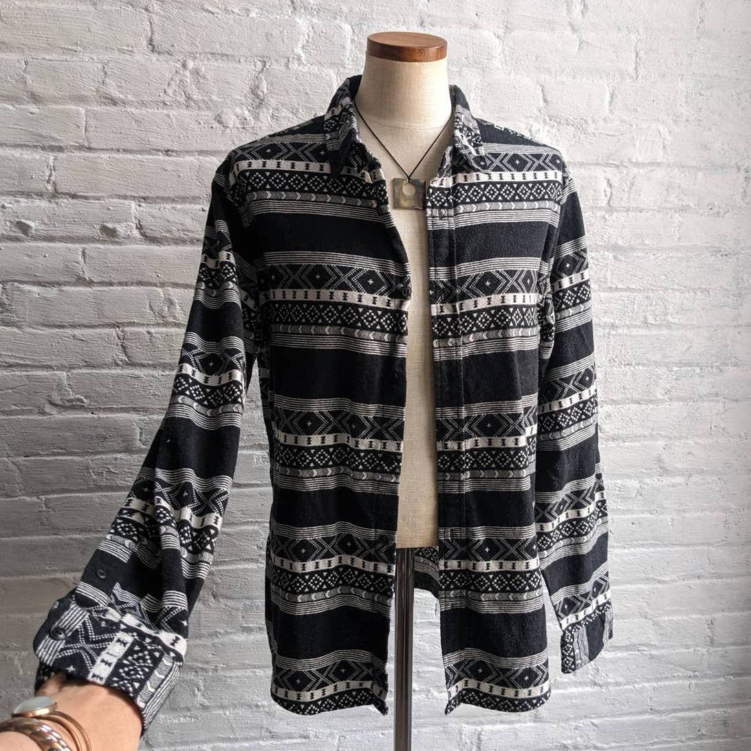 Retro Southwest Levi's Black White Flannel Classic Minimalist Western Cowboy Top