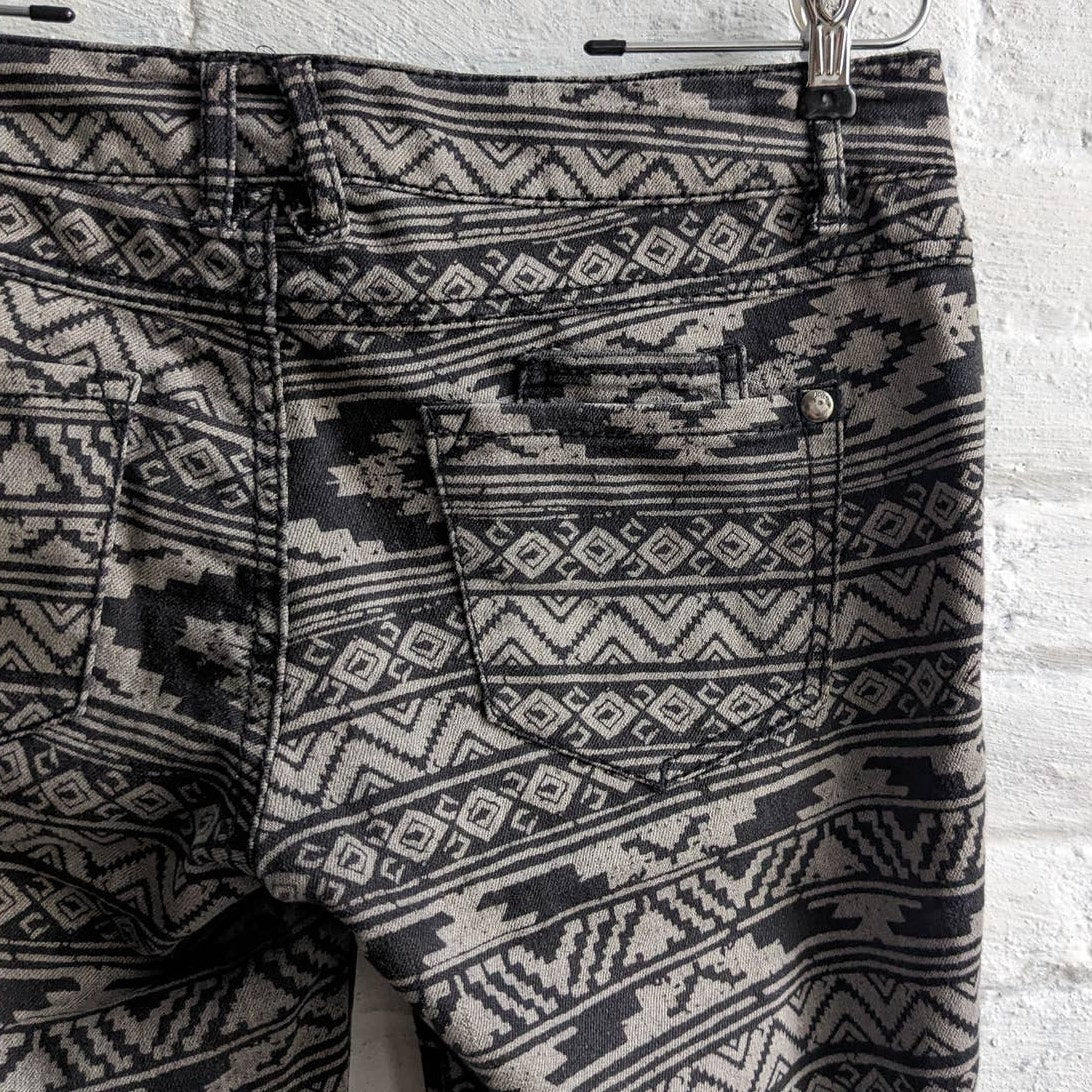 Y2K Grunge Dark Cowgirl Denim Minimalist Abstract Western Midrise Skinny Jeans