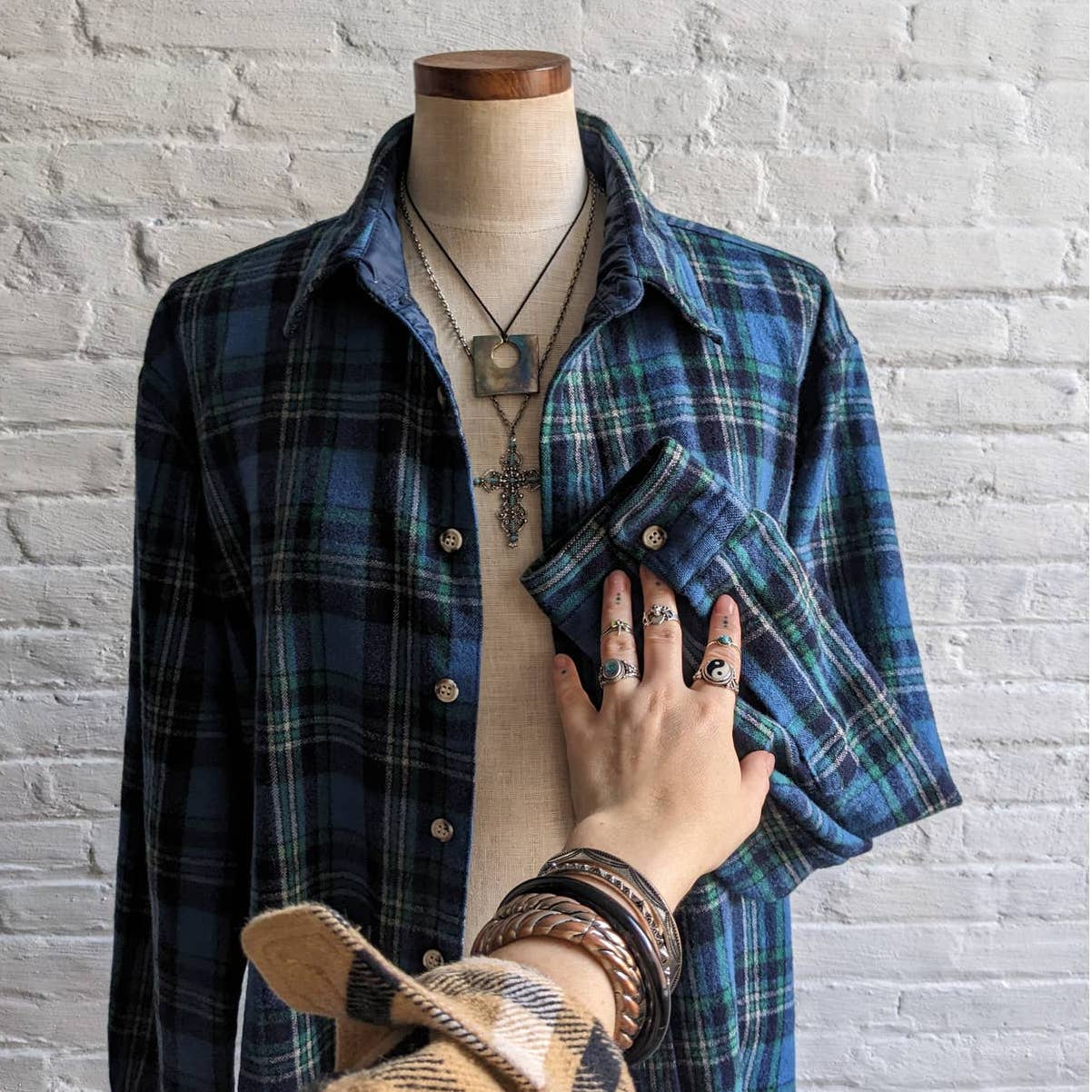 90s Vintage Grunge Fairy Flannel Minimalist Boyfriend Oversize Earthy Plaid Top