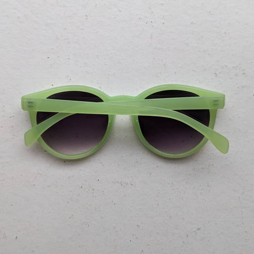 Y2K Funky Festival Retro 70s style Wayfarer Sunglasses Mint Green Sunnies Shades